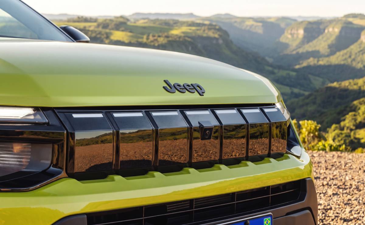 Jeep Avenger teaser 1