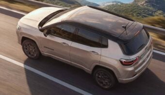 Jeep Compass 2027 Serie S accion