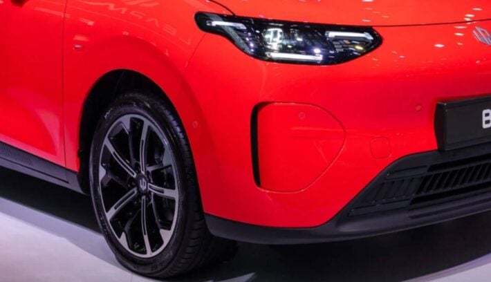 Leapmotor B03 teaser