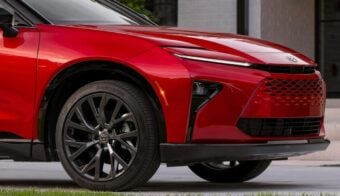 La renovación del Toyota Crown Signia