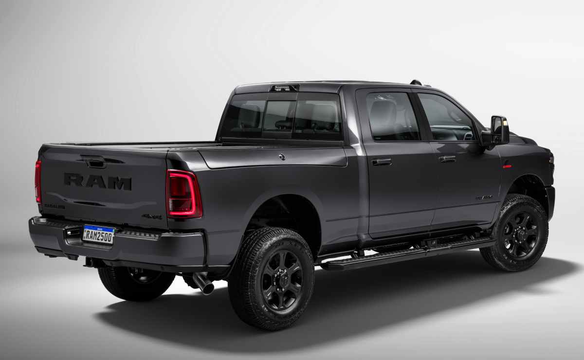 Ram presentó una pick up de lujo con 436 CV, capacidad para remolcar casi 9 toneladas y equipamiento exclusivo 3 RAM 2500 2