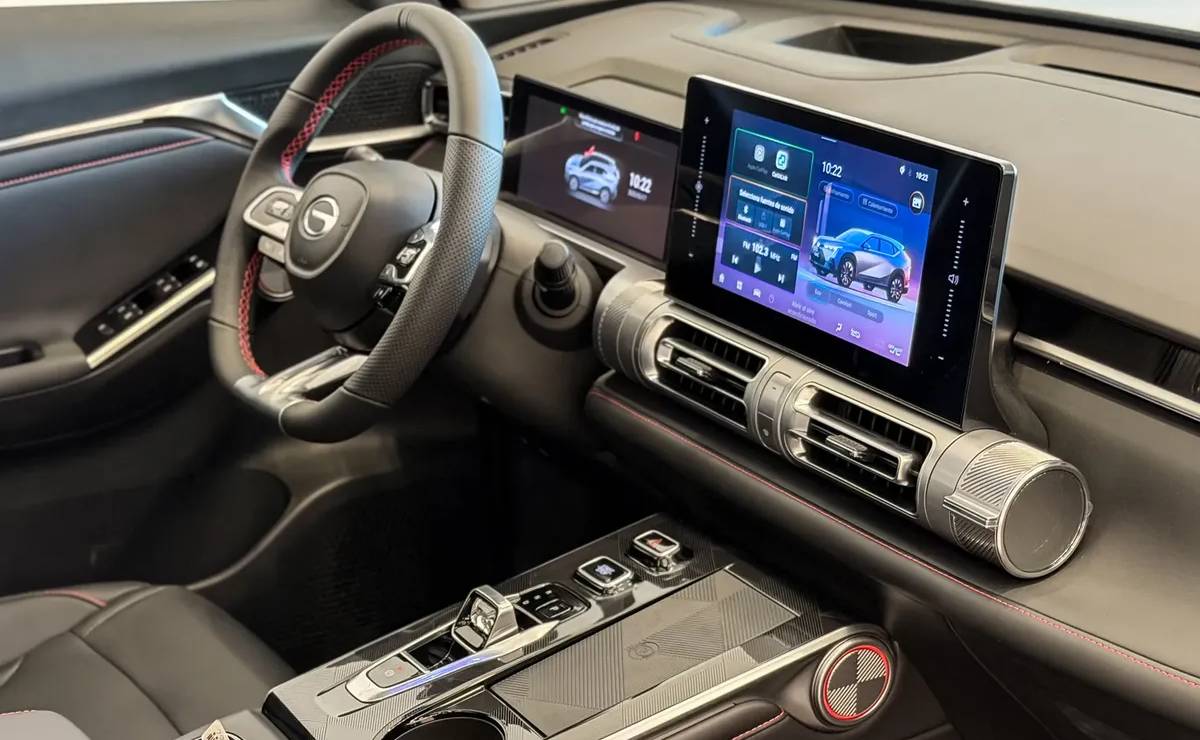SUV GAC Emkoo GL interior