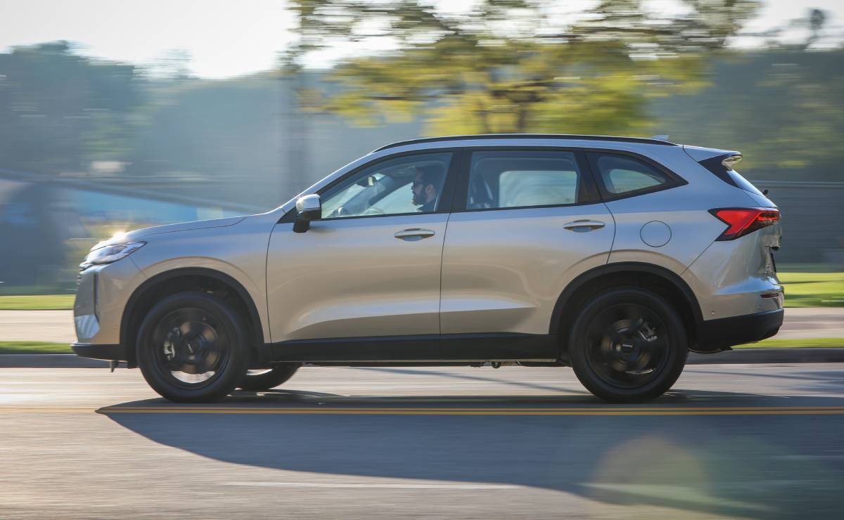 SUV Haval H6 Pro HEV PERFIL