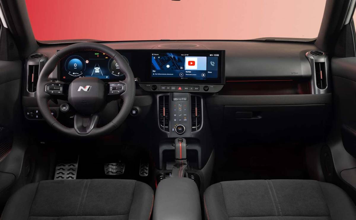 SUV Hyundai Bayon interior