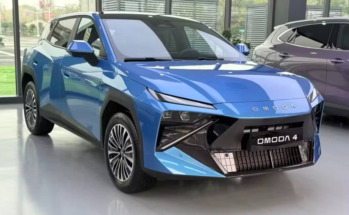 SUV Omoda 4 trompa