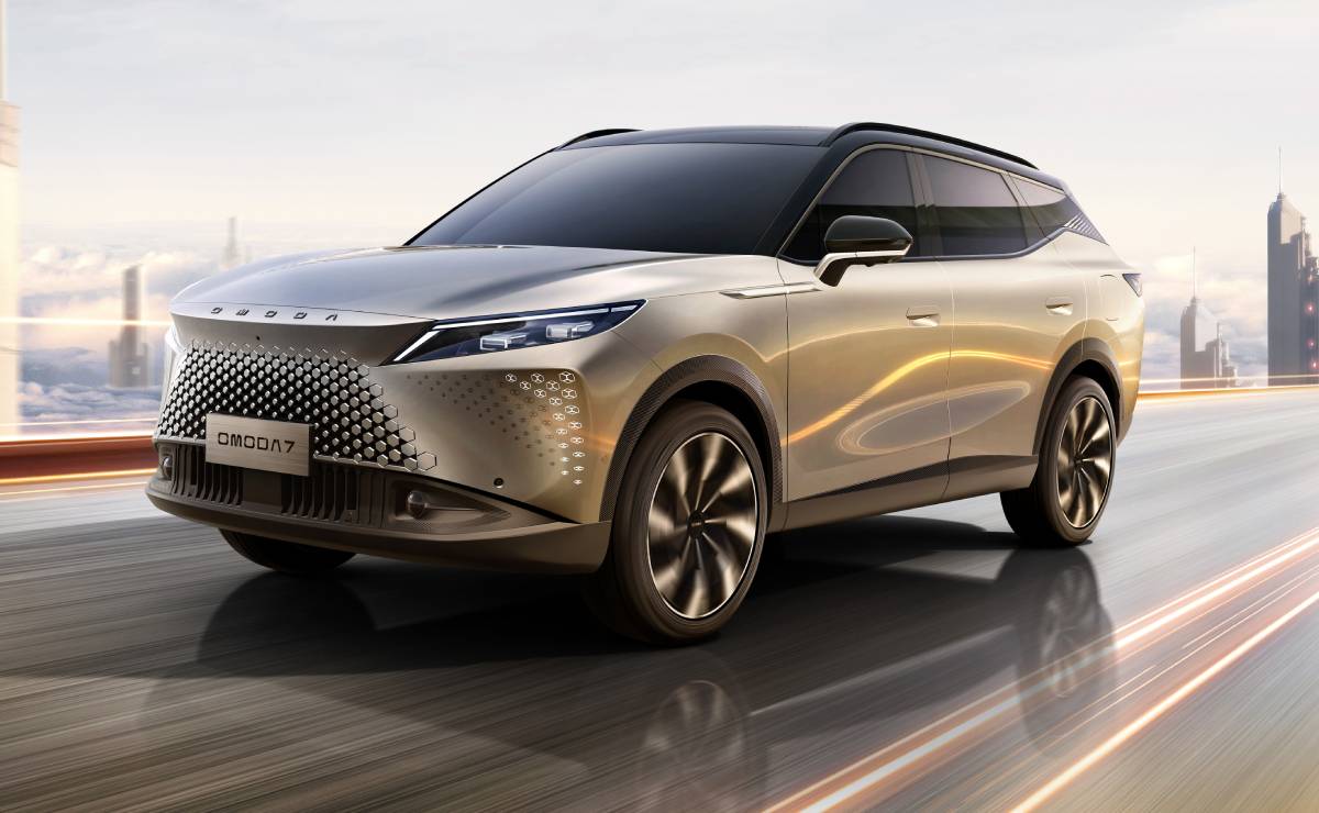 SUV Omoda 7