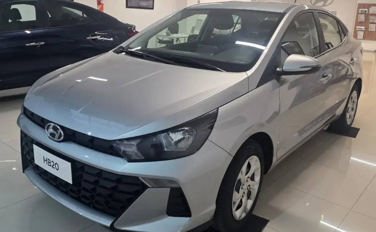 Sedan Hyundai HB20 Comfort Plus MT frente