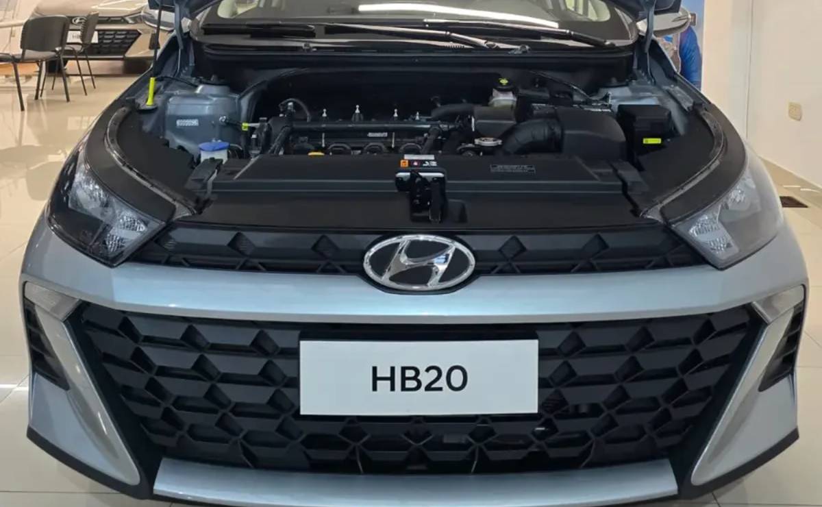Sedan Hyundai HB20 Comfort Plus MT motor