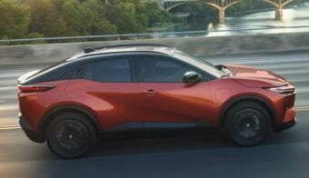 Toyota C HR 2026 perfil 2