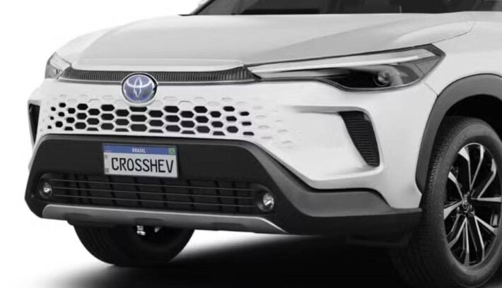 Toyota Corolla Cross XRV Hybrid teaser