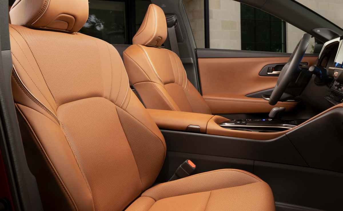 No es Corolla Cross: así es el renovado SUV de Toyota con 238 CV, tracción integral y bajo consumo 5 Toyota Crown Signia 2027 1