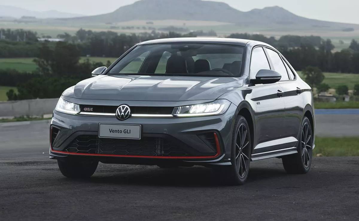 Volkswagen Vento GLI frente 1