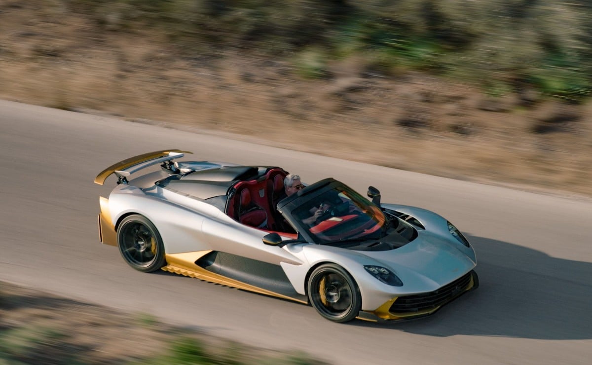 aston martin valhalla spider 1064 hp sin 3
