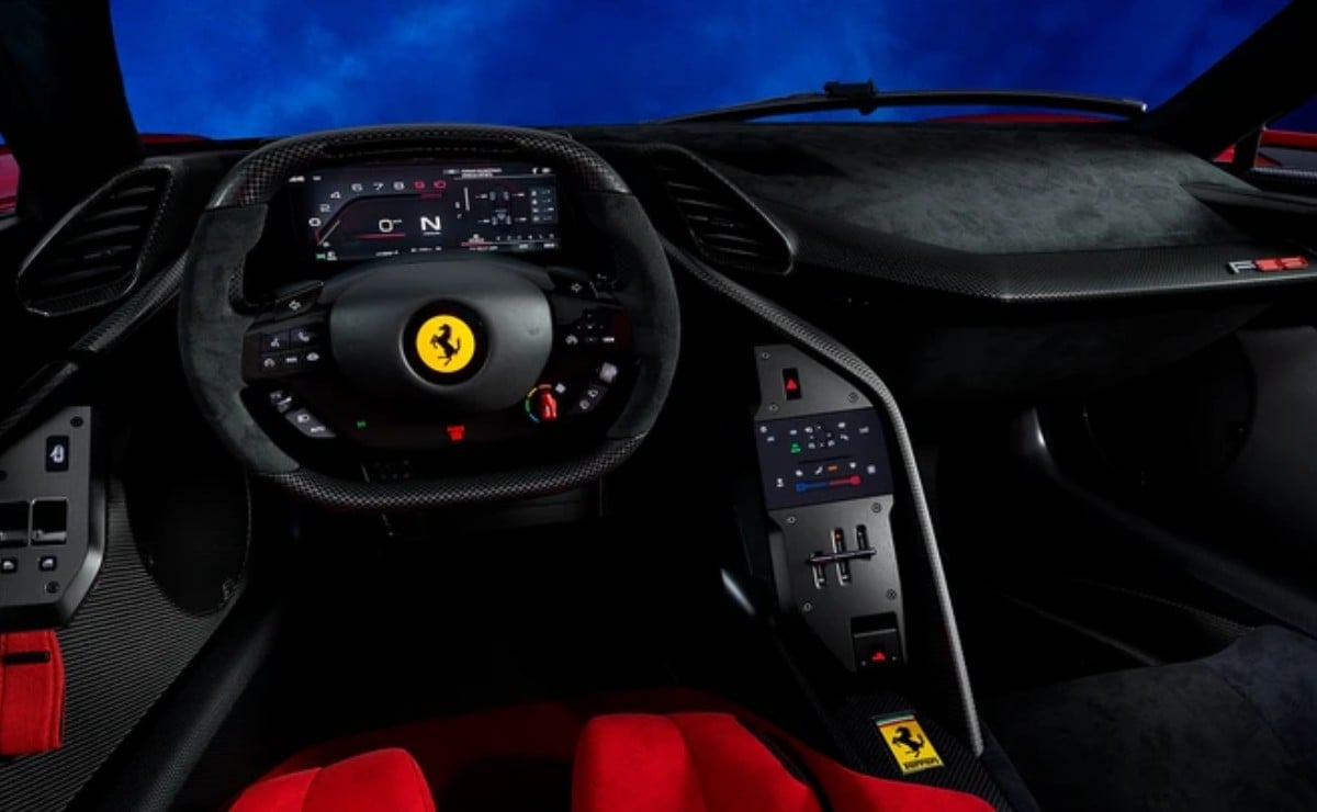 ferrari f80 1 200 cv con v6 h brido de l 2