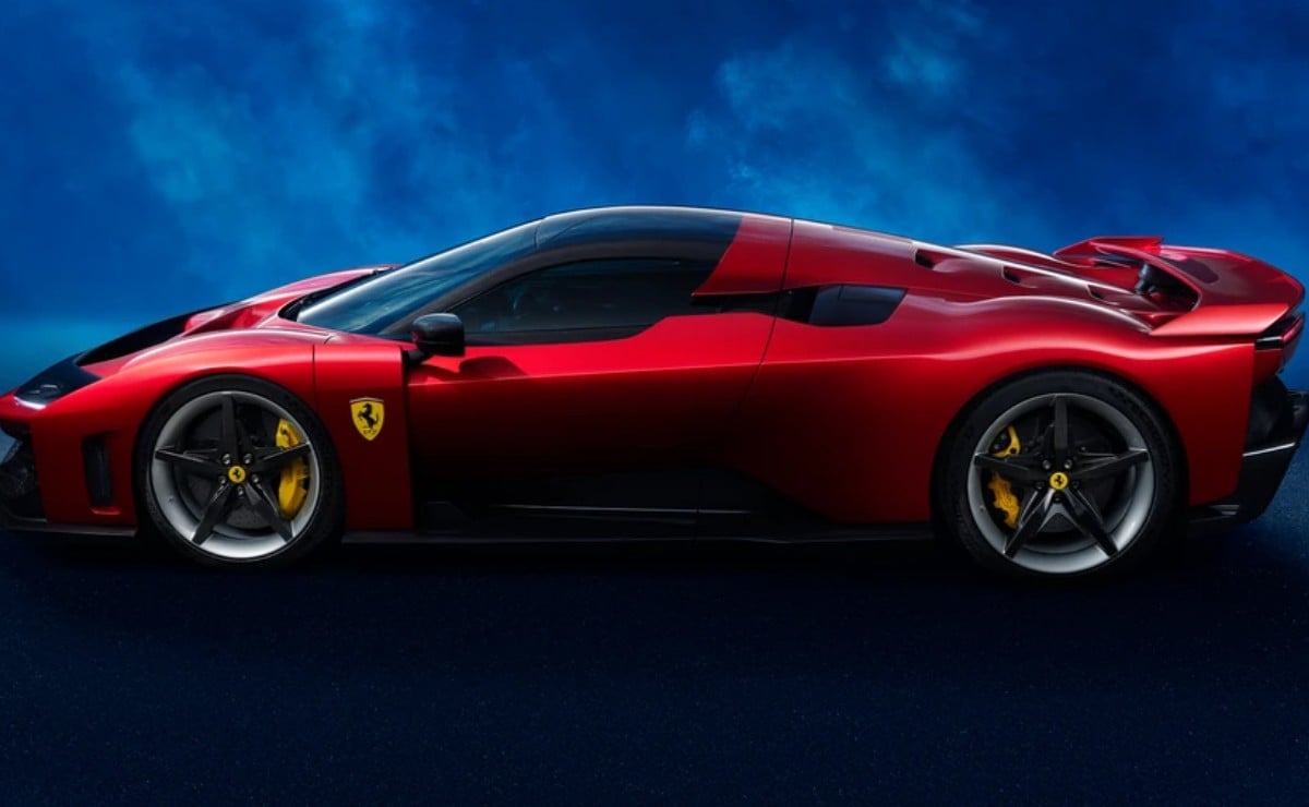 ferrari f80 1 200 cv con v6 h brido de l