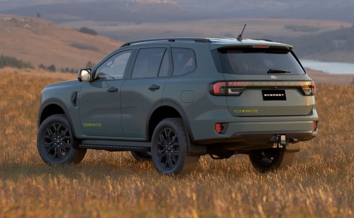 ford everest wolftrak1