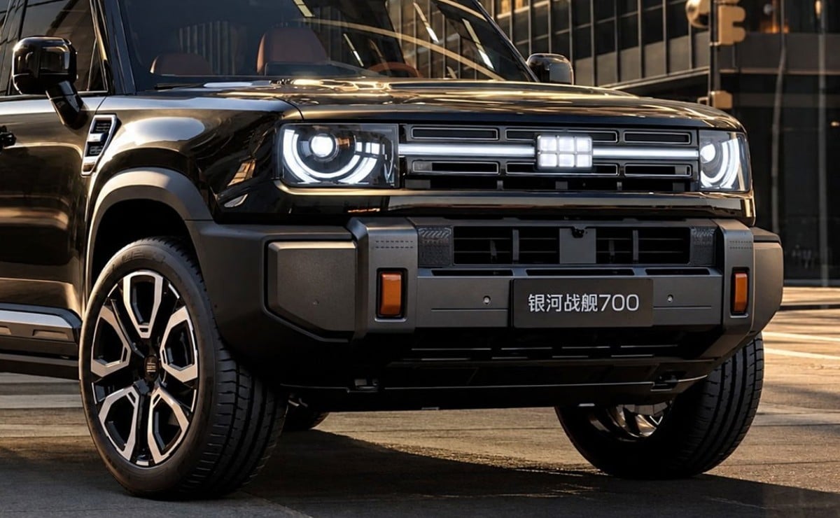 Geely KO11: doble bloqueo, suspensión neumática y 800 mm de vadeo para destronar al Defend