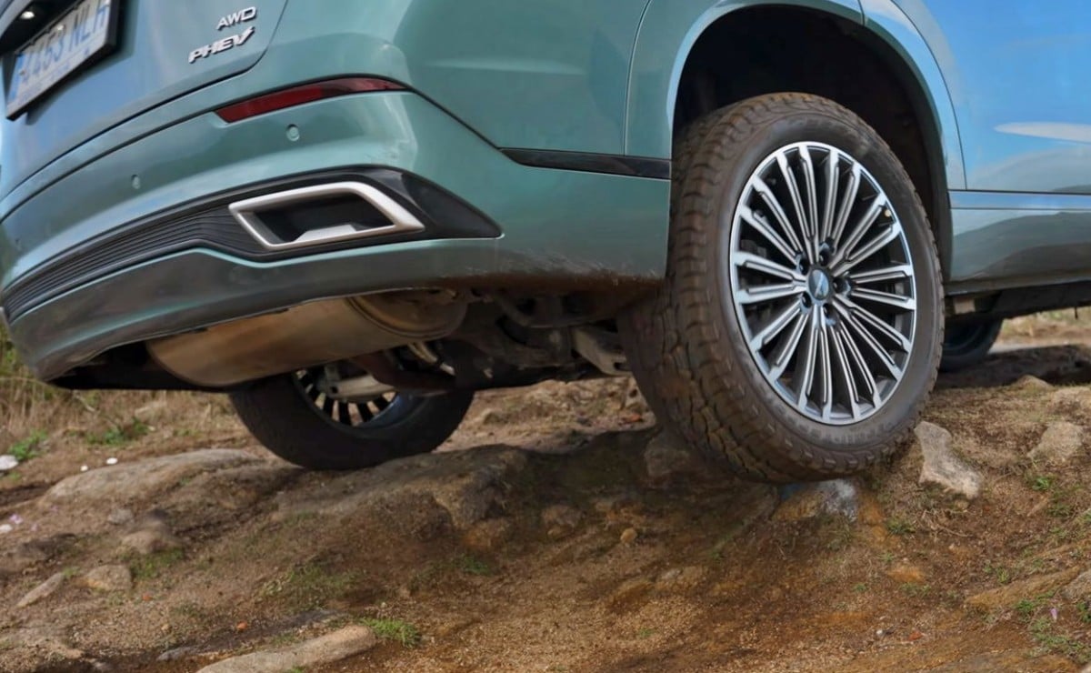 Prueba del Jaecoo 8 PHEV: 135 km de autonomía eléctrica y doble tracción sin cardán