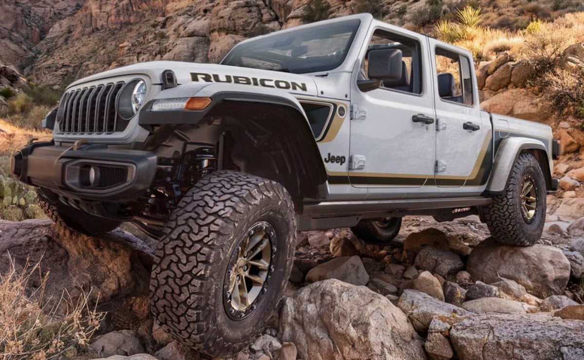 Jeep Gladiator 2027 llega de fábrica con neumáticos de 35 pulgadas y relación 4.56