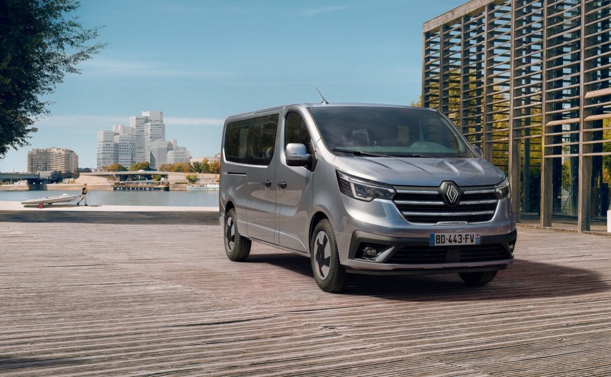 Renault Trafic 2026: así es la renovada van con pantalla de 254 mm y más tecnología 3 renault trafic 20263
