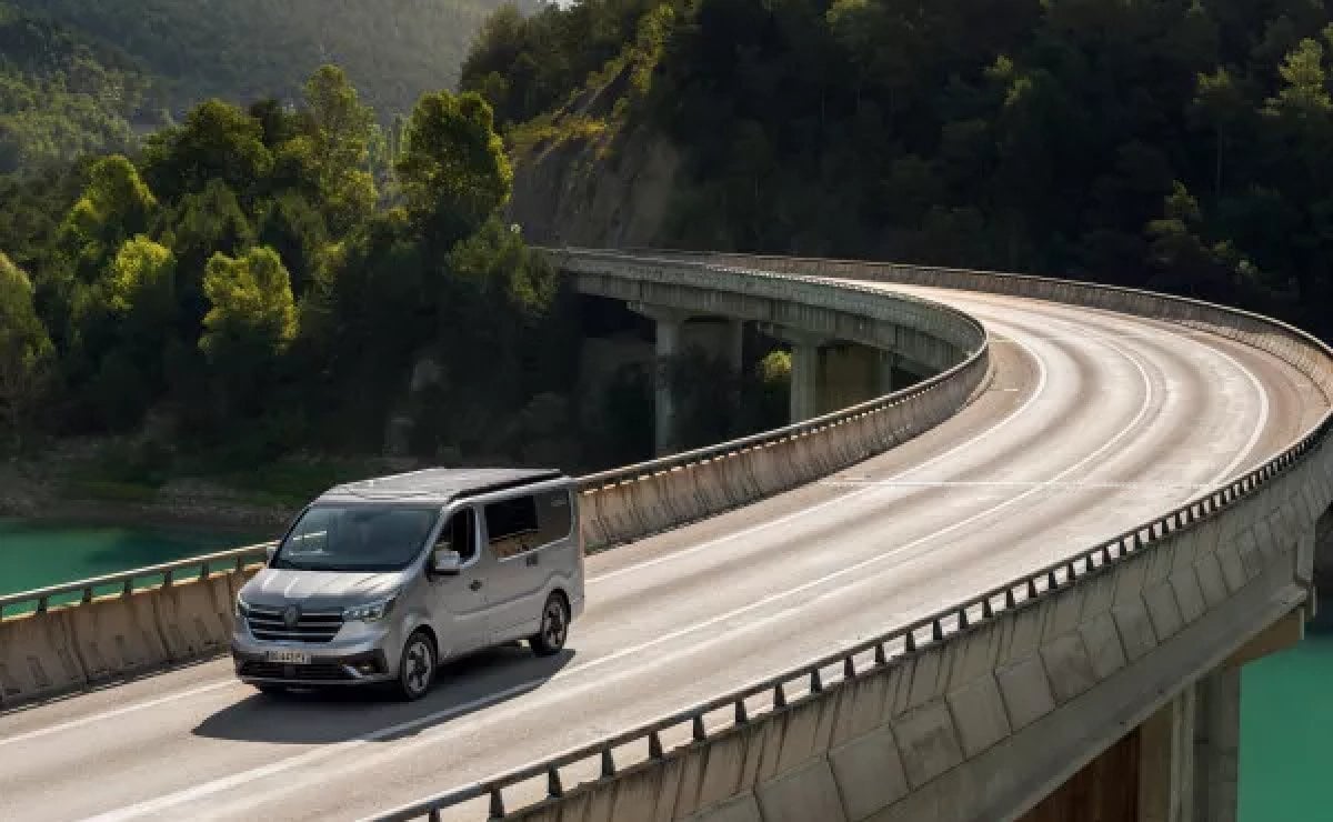 Renault Trafic 2026: así es la renovada van con pantalla de 254 mm y más tecnología 4 renault trafic 20264
