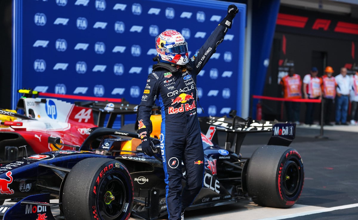 Verstappen le saca solo 0,298 segundos a la Ferrari de Hamilton en la vuelta que reabrió Sepang 2 verstappen le saca solo 0 298 segundos a