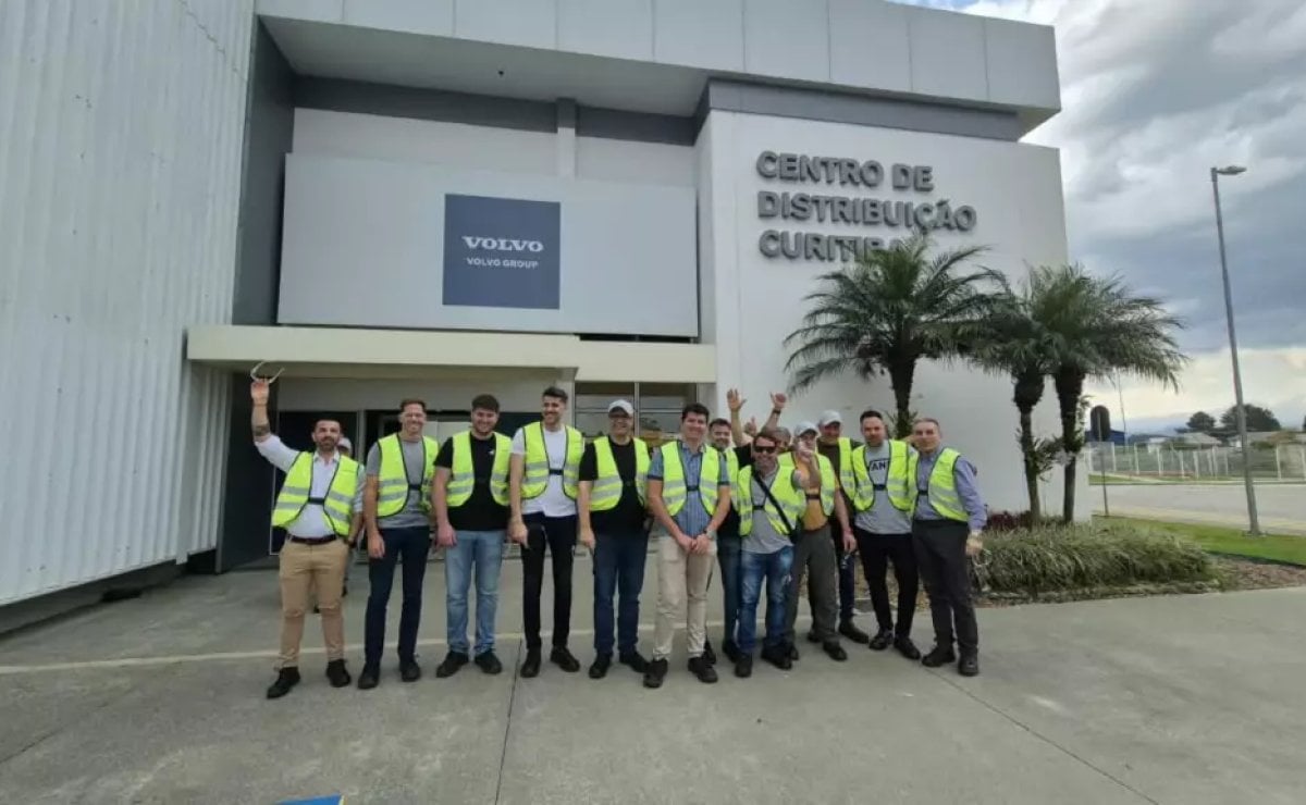 Volvo Trucks llevó a clientes a Curitiba para conocer de cerca su tecnología, producción y soluciones para el transporte 1 Volvo Trucks en Curitiba, Brasil